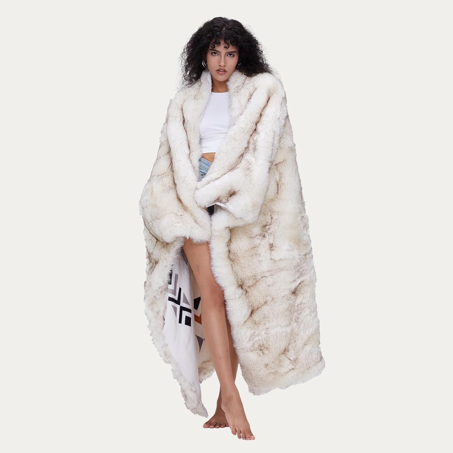 Luxury Plush Faux Fur Throw Blanket, Long Pile Brown with Black Tipped Blanket, Super Warm, Fuzzy, Elegant, Fluffy Decoration Blanket Scarf for Sofa, Armchair, Couch and Bed, 50''x 60''