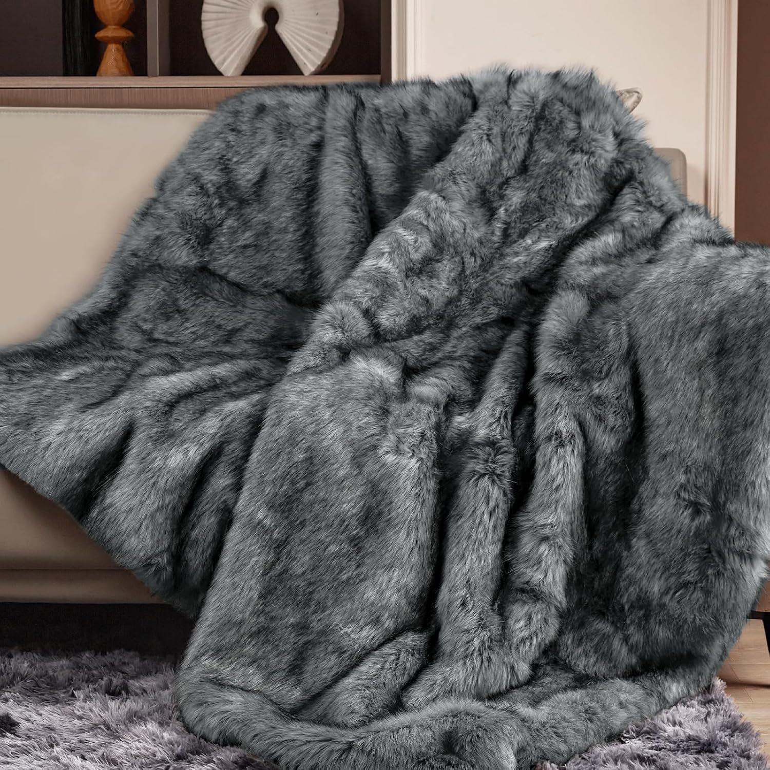 Touchat 1000GSM Faux Fur Throw Blanket, Super Thick Warm Cozy Heavy Blankets for Couch Bed Sofa, Plush Fuzzy Elegant Winter Reversible Mink Blanket for Living Room Bedroom 50''x60'', WhiteBrown