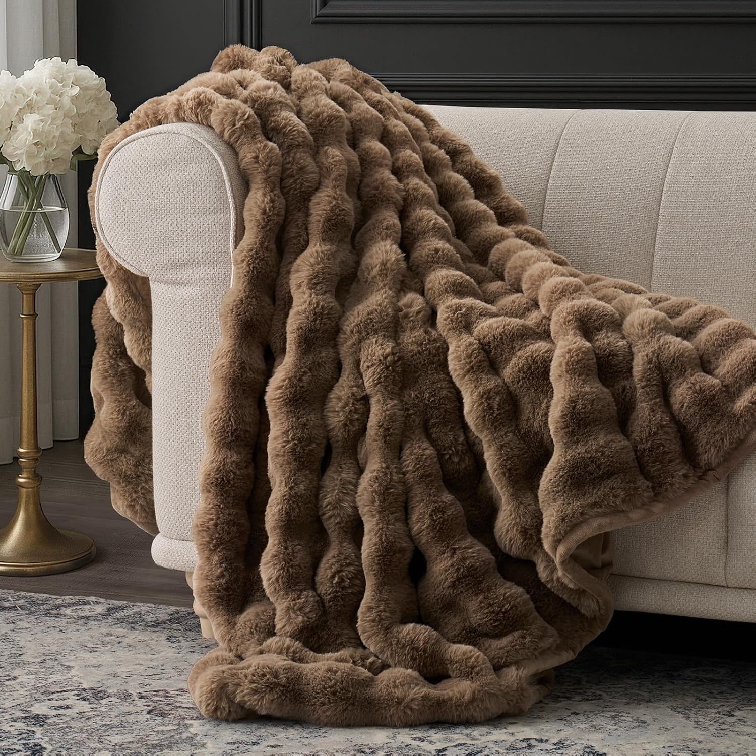 EverGrace Ultra Soft Luxury Fluffy Faux Rabbit Fur Throw Blanket, Thick Warm Bubble Throw for Bed, Cozy Plush Reversible Blankets for Couch, Chair, Sofa, Cream, 60x80 Inches