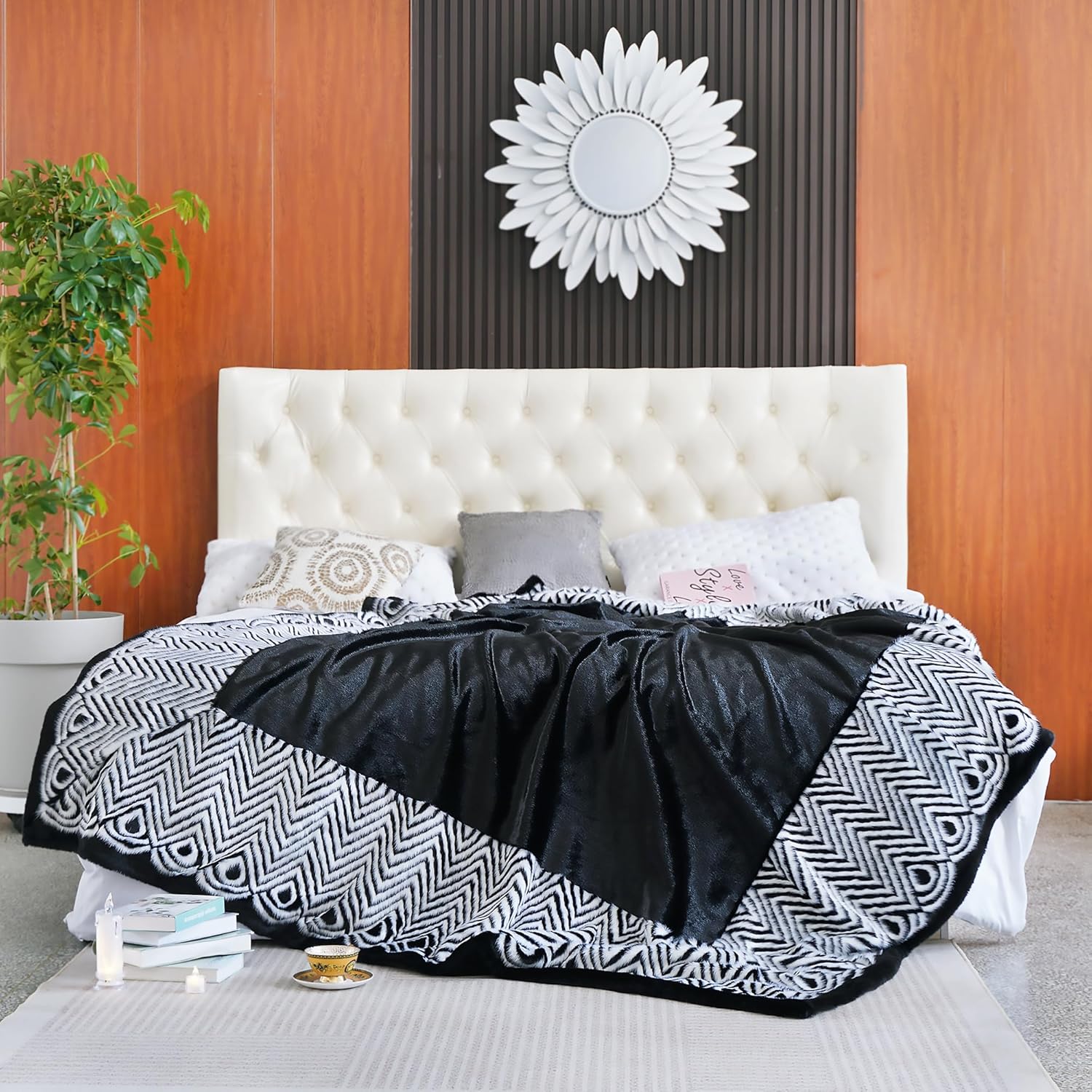 INCHGRASS Faux Mink Fur Blanket Luxury Fur Throw Blanket Sofa Fluffy Blanket Super Warm Elegant Cozy Fuzzy Throw Blankets for Couch,Armchair and Bed Washable Plush Blankets 74"x60" Brown Throw Blanket