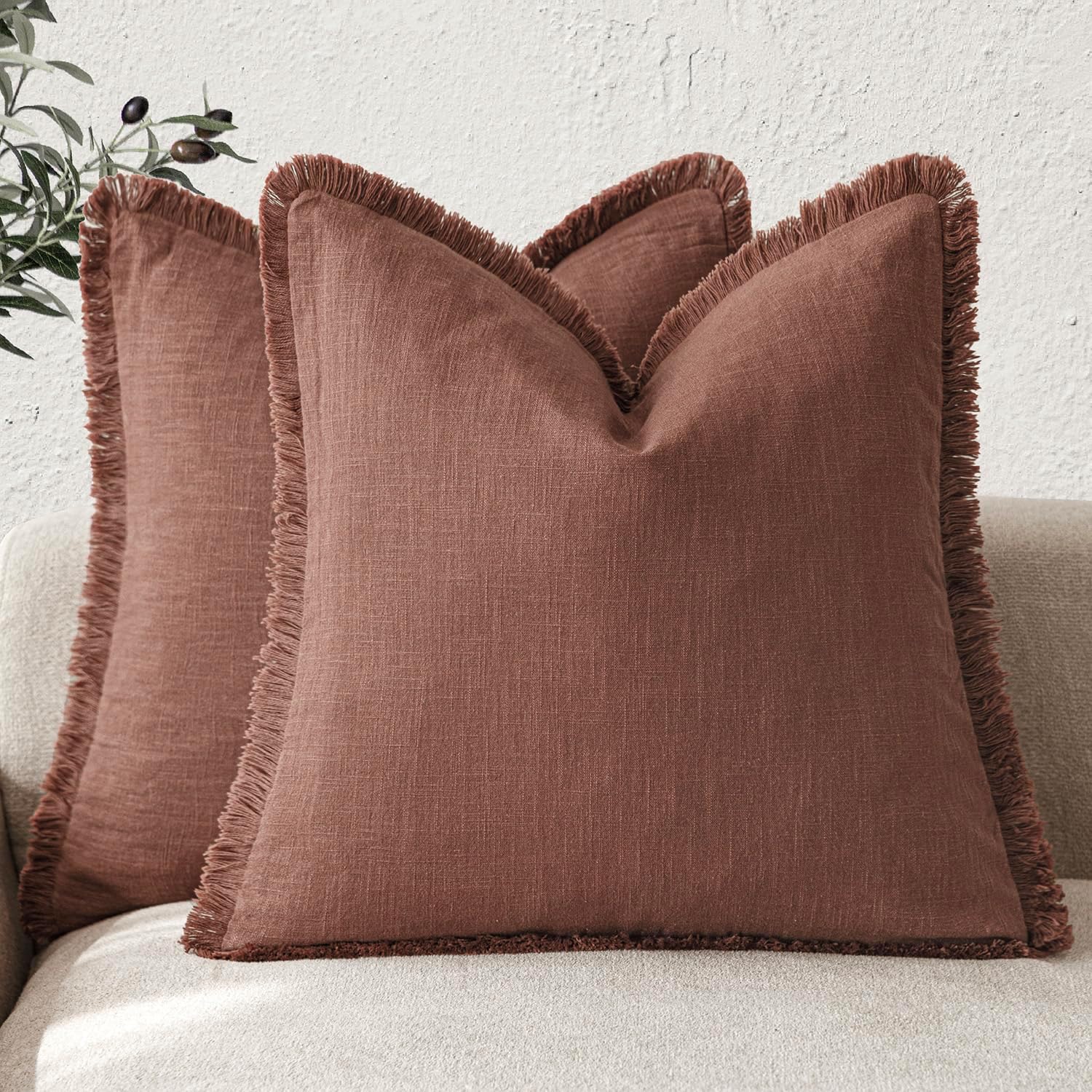 Foindtower Set of 2 Decorative Linen Fringe Throw Pillow Covers Cozy Boho Farmhouse Cushion Cover with Tassels Soft Accent Pillowcase for Couch Sofa Living Room Home Decor, 26×26 Inch, Natural Beige