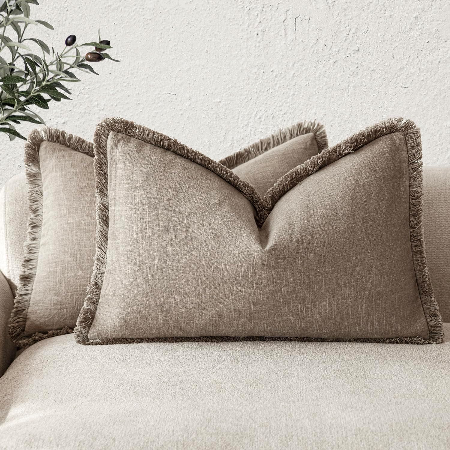 Foindtower Set of 2 Decorative Linen Fringe Throw Pillow Covers Cozy Boho Farmhouse Cushion Cover with Tassels Soft Accent Pillowcase for Couch Sofa Living Room Home Decor, 26×26 Inch, Natural Beige
