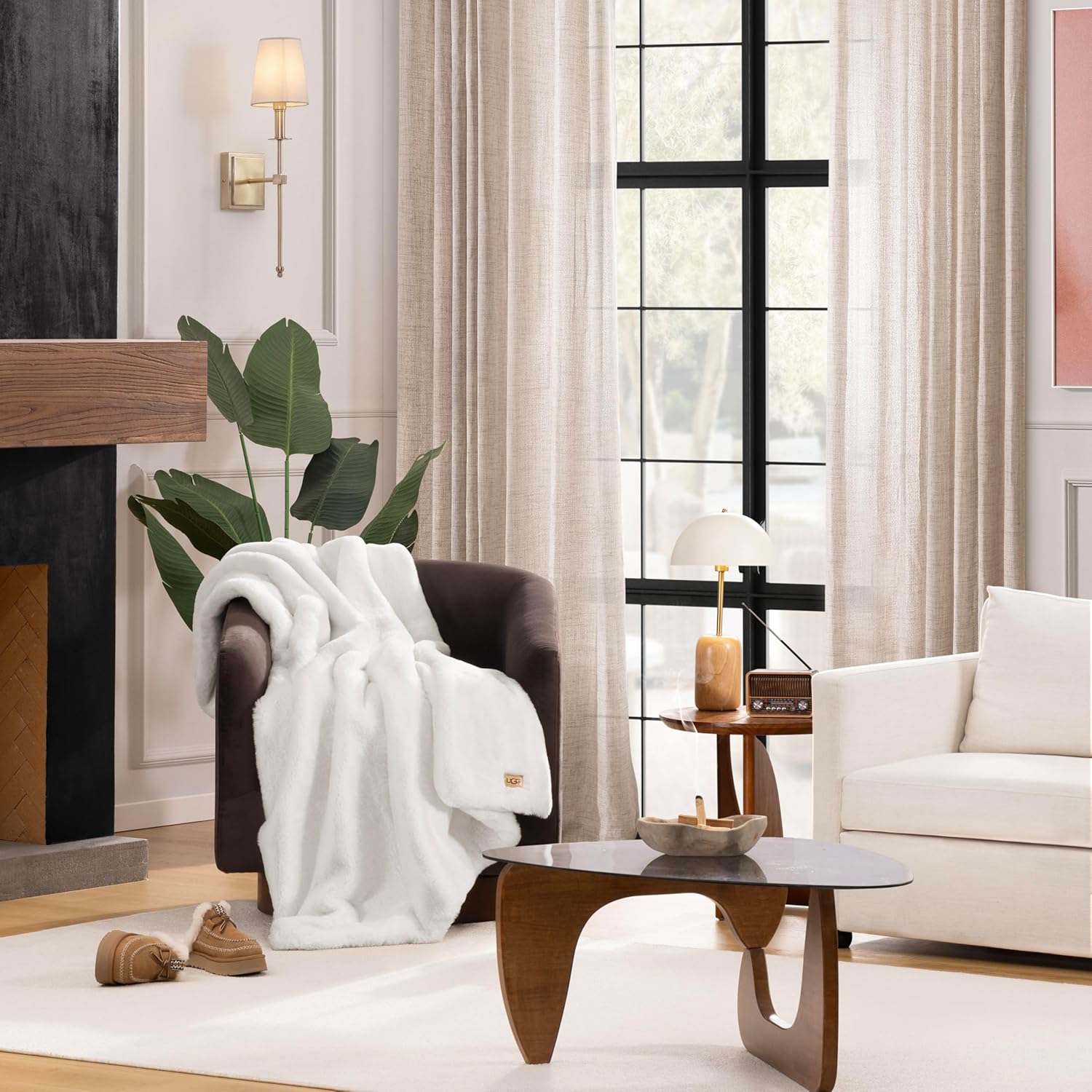 UGG Euphoria Faux Fur Throw Blanket, Warm Fluffy Throw for Couch or Bed, Luxury Bedroom Decor, Fluffy Blankets, Machine Washable, 50-inch x 70-inch, White Snow