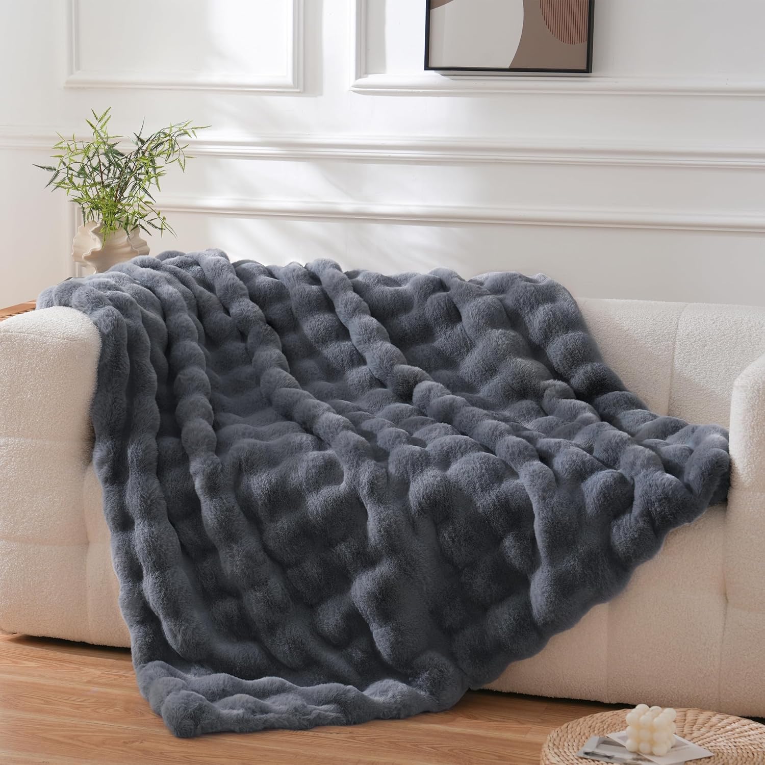 BENVWE Fluffy Faux Fur Throw Blanket for Couch, Soft Plush Thick Cozy Fuzzy Luxury Minky Bubble Blanket for Home Living Room Decor Gift for Women, Tie-dye Coffee, 50" x 60", 1100GSM